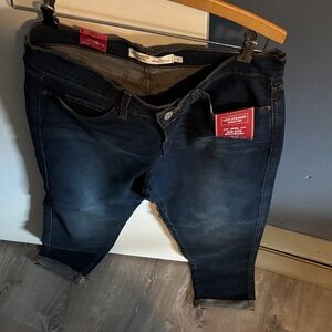 Levi's Indigo Denim Jeans with Red Label